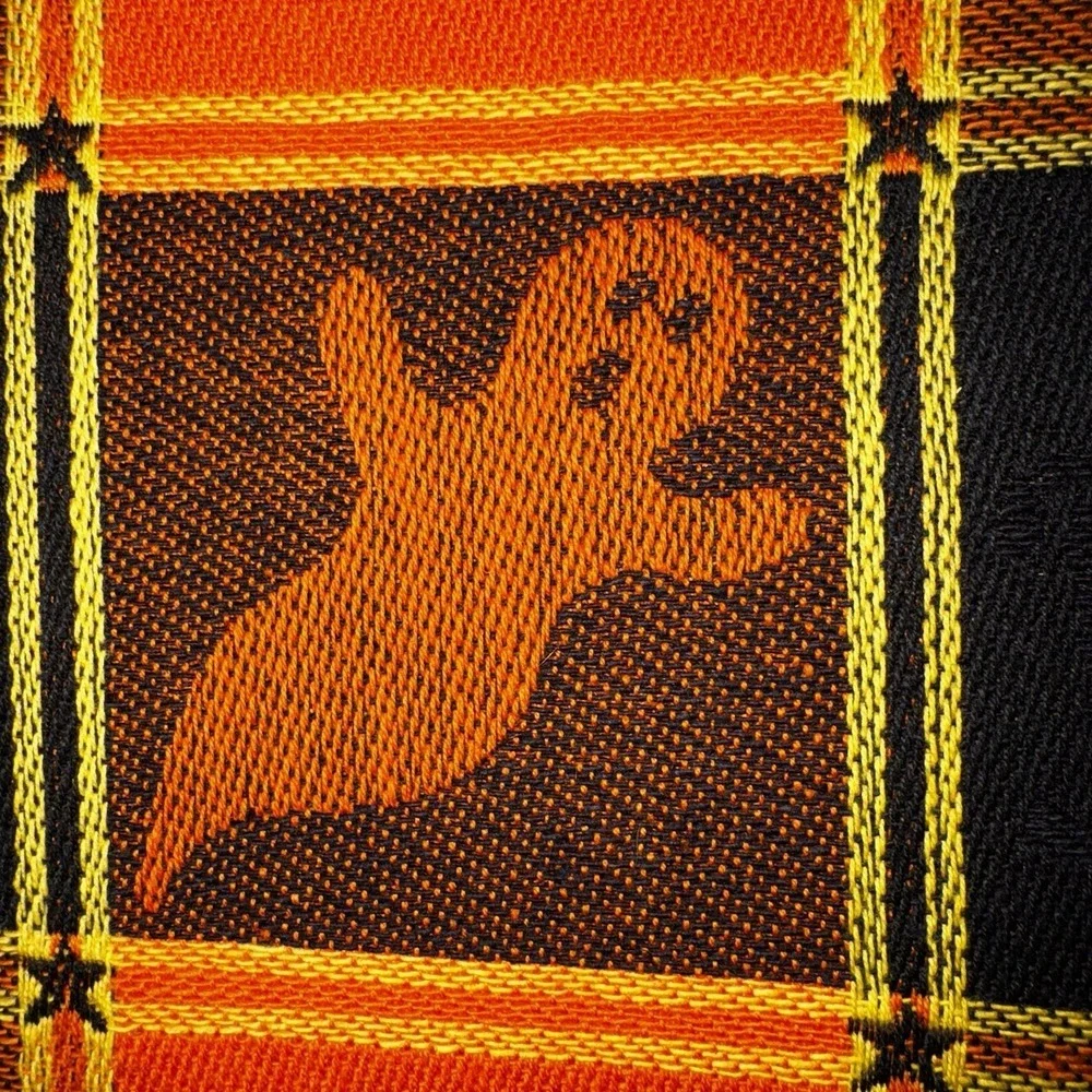 Linens&things‎ Halloween Table Mat placement Quilted Witch Spider Ghost Pumpkin
